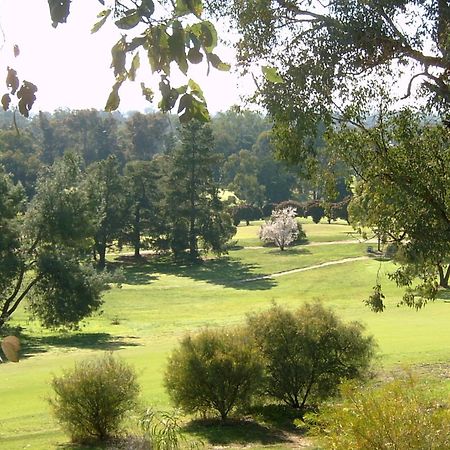 Commercial Golf Resort Albury Zewnętrze zdjęcie