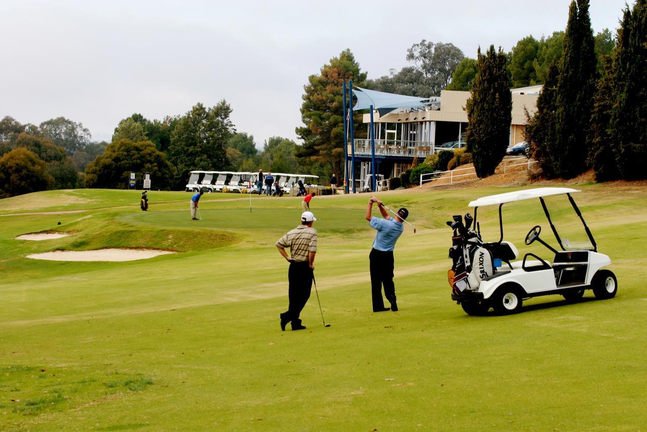 Commercial Golf Resort Albury Zewnętrze zdjęcie